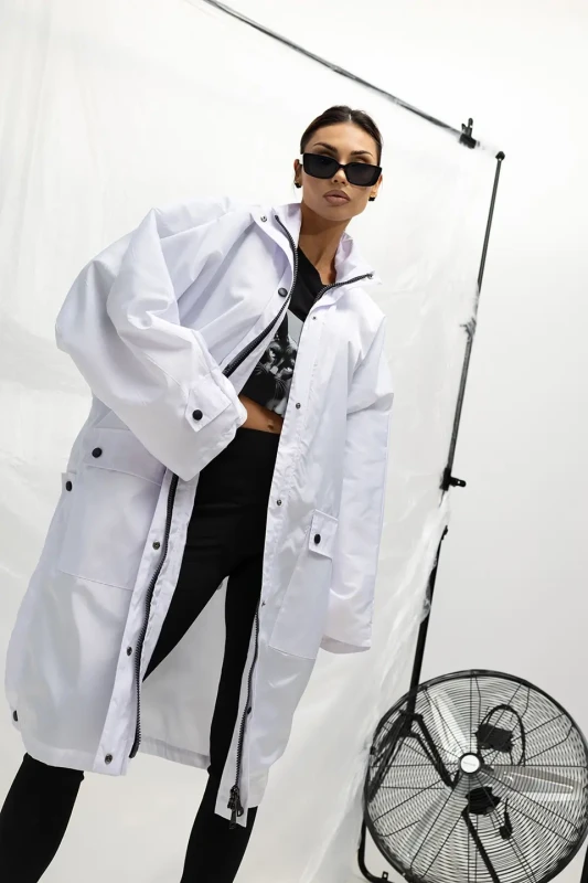 MISS CITY OFFICIAL Damski Płaszcz Urban Edge (biały)