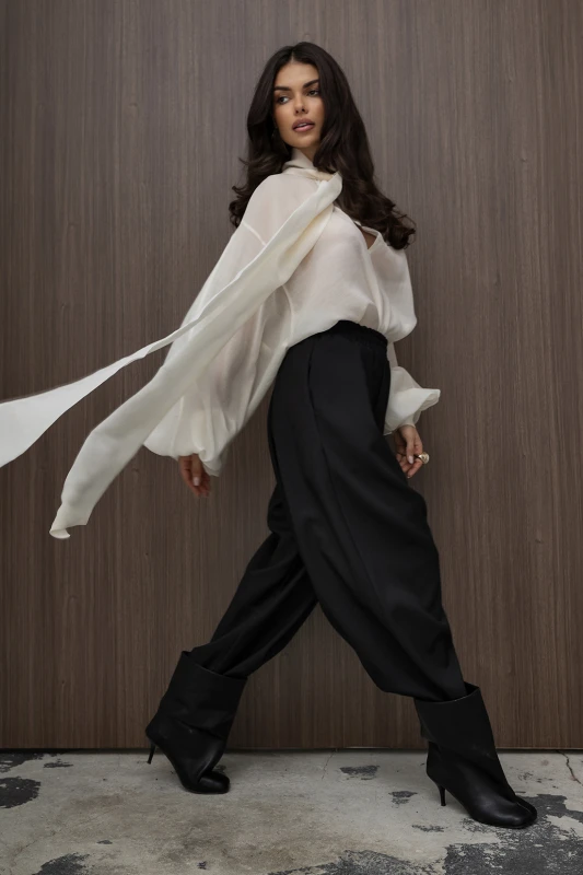mco Elegancka Damska Bluzka Oversize z Szarfa FLOW kremowy 4.jpg