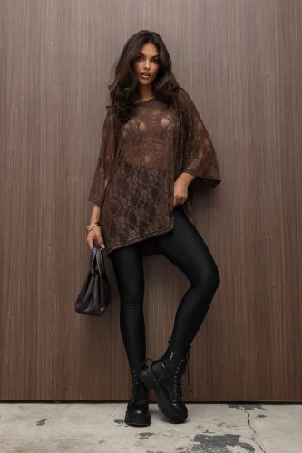 mco damski tshirt black lace brazowy 2.webp