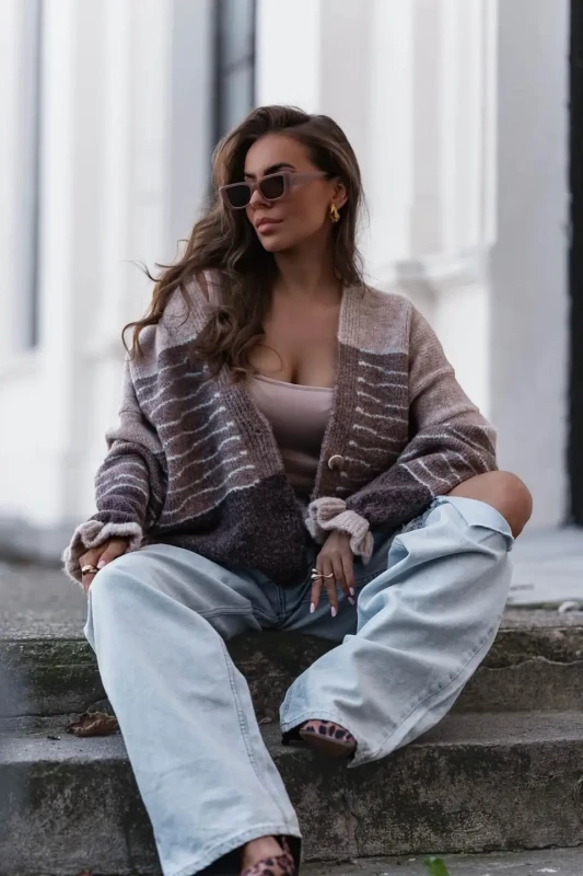 pola kardigan damski rozpinany w paski bez taupe 5.webp