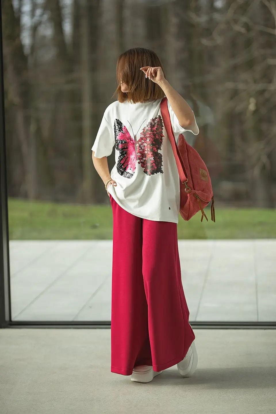 bastet bluzka tshirt motyl biala 2