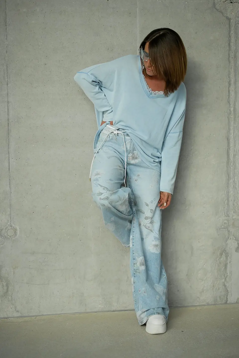 bastet bluzka z koronka niebieski 1