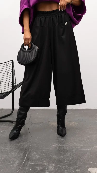 MISS CITY OFFICIAL Spodnie damskie Deserve (2) (czarny)