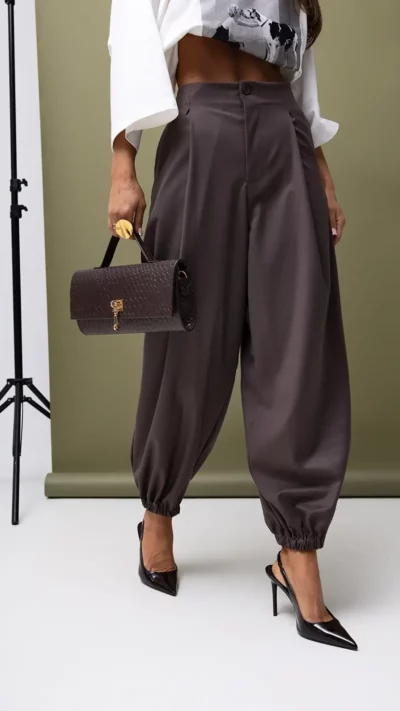 MISS CITY OFFICIAL Spodnie damskie One Steps (brązowy)