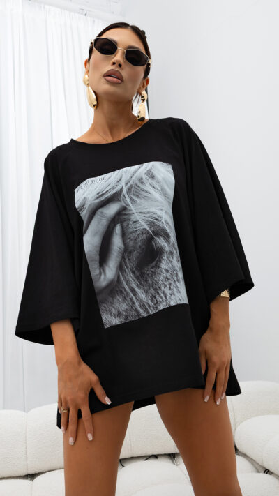 MISS CITY OFFICIAL Damski T-shirt Wild Muse (czarny)